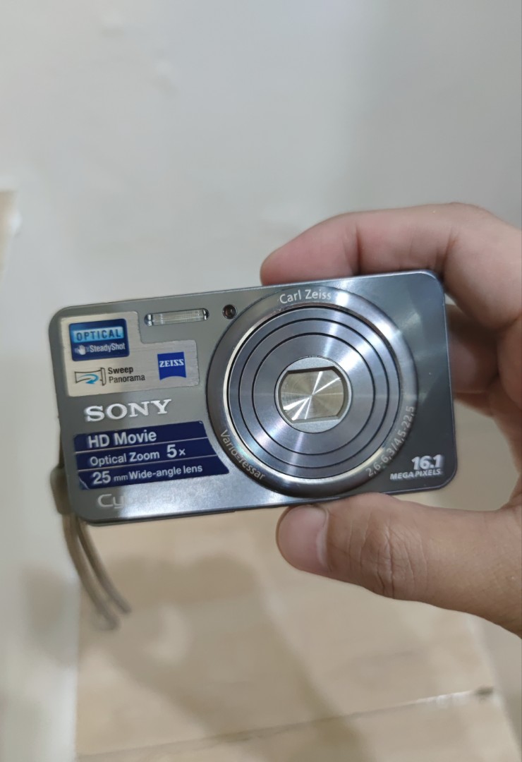 SONY CYBERSHOT 16.1 MP DIGITAL CAMERA (DSCW570) CARL ZEISS LENS