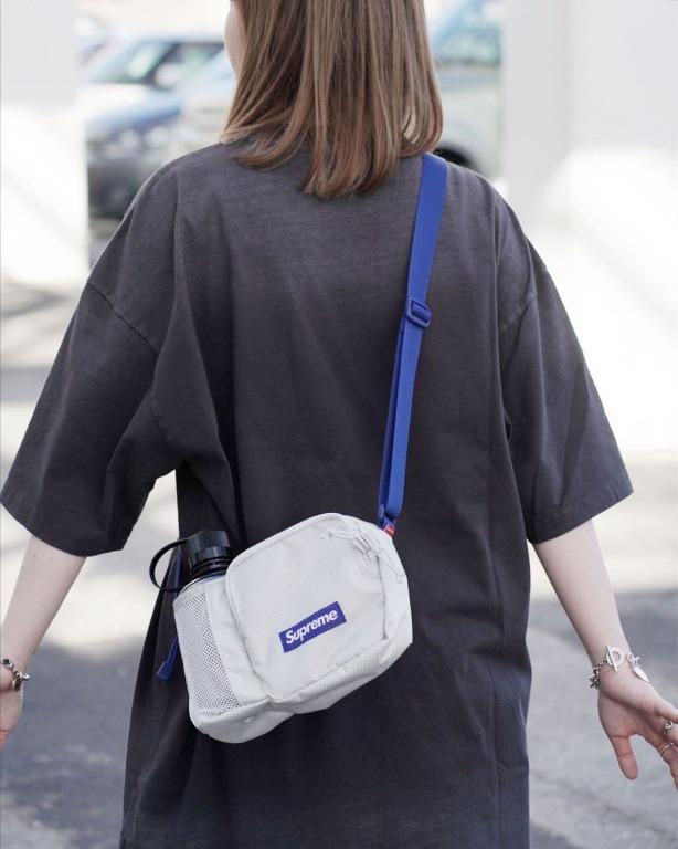 Supreme Side Bag SS22, 男裝, 袋, 腰袋、手提袋、小袋- Carousell