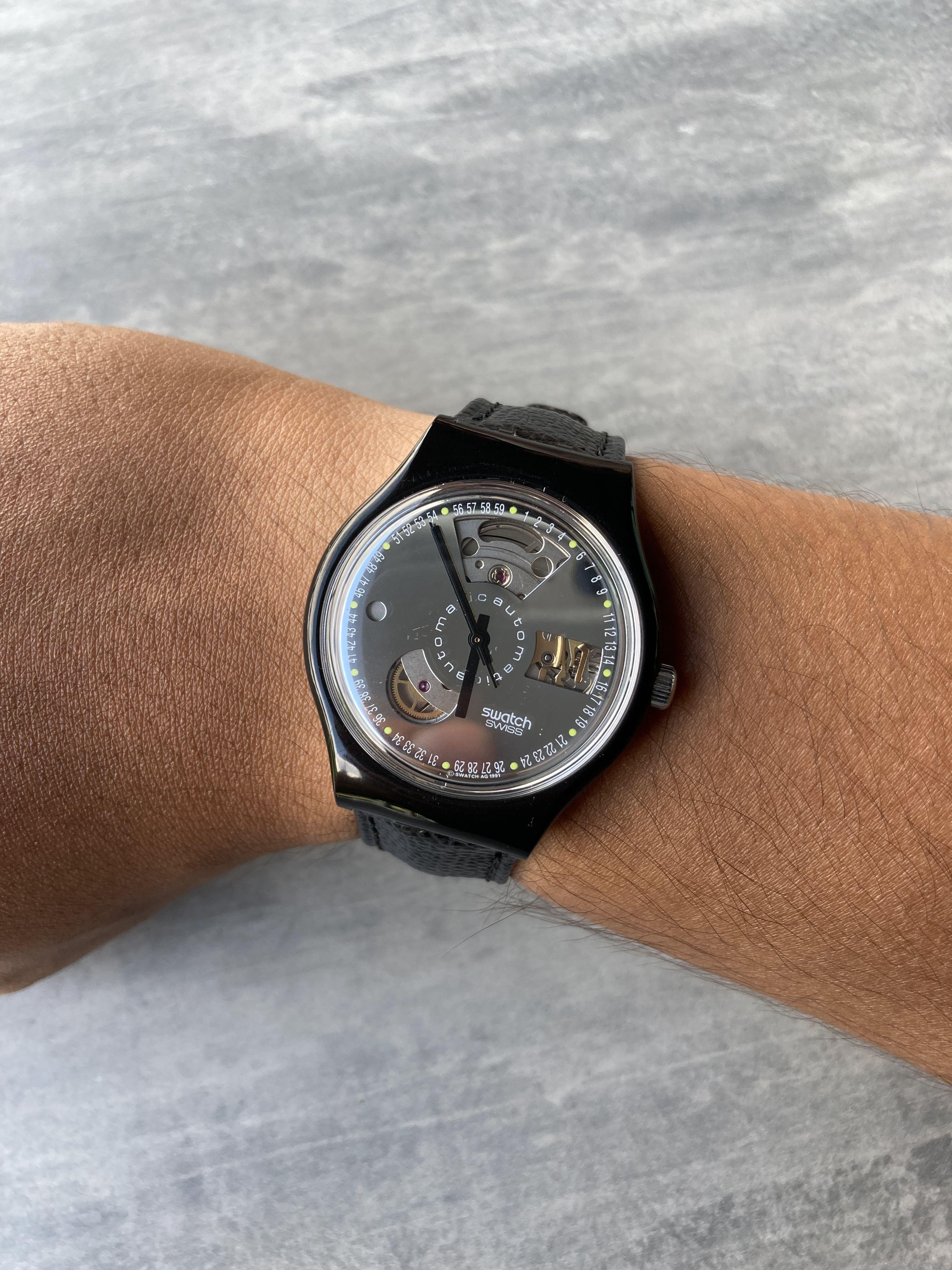 Swatch 2025 black motion