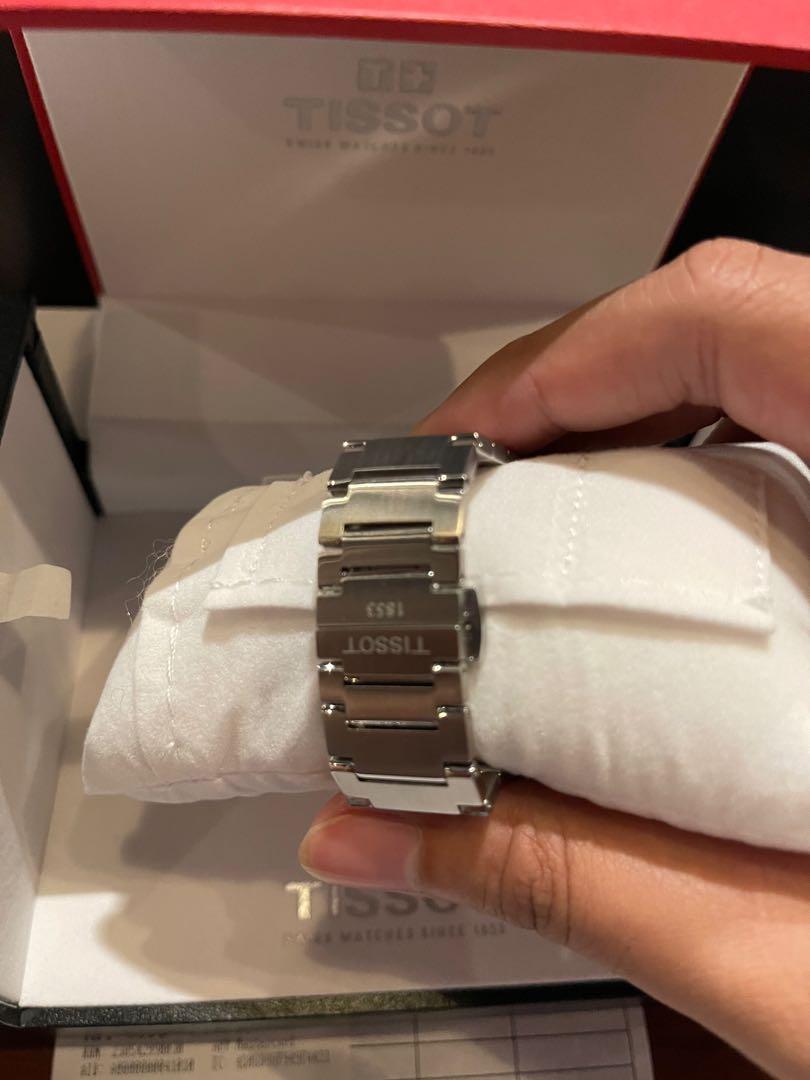 Tissot PRX Powermatic 80 Blue Dial (Category: Luxury Watches) located in Manila. Submitted by ronaldbalicuds (Listing ID 1169804697, Image 3). Description: For Sale Tissot PRX Powermatic 80 Complete Brandnew Complete big box with manual and catalog Php 35995.