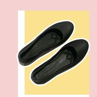 TREADFOOT Ladies Waterproof Durable PVC Shoes - (Black)