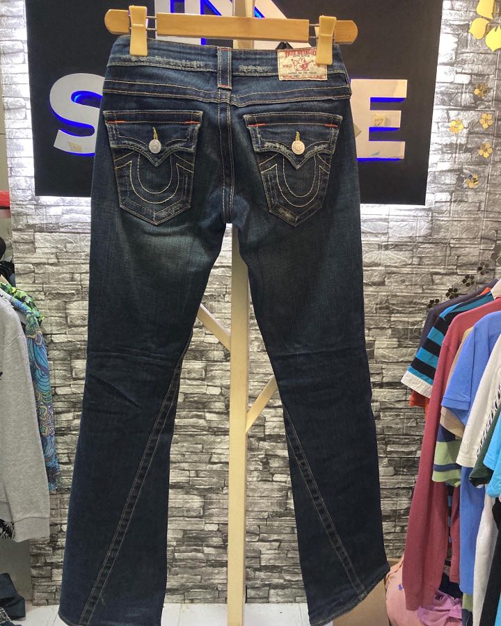 True religion, Fesyen Wanita, Pakaian 