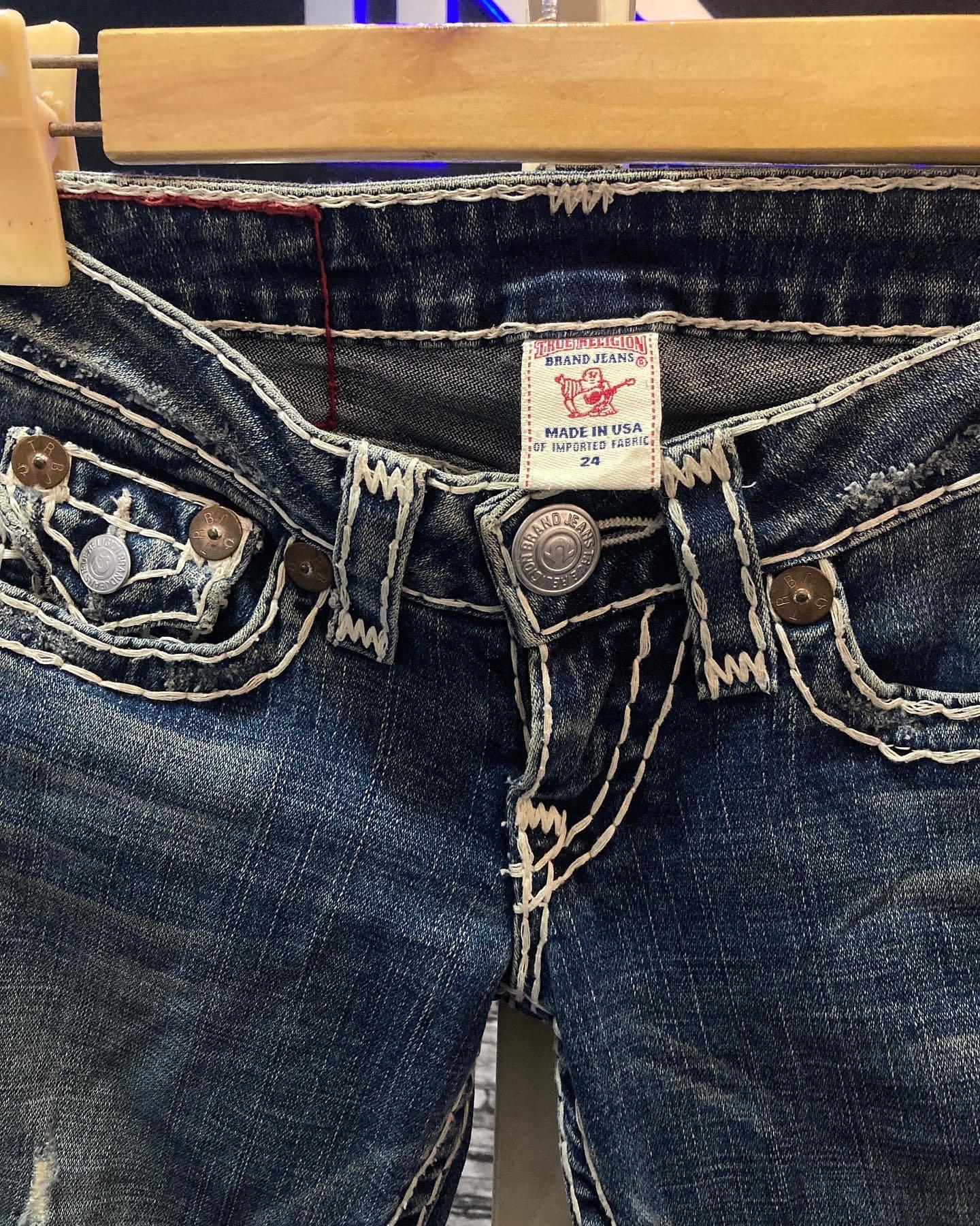 True religion, Fesyen Wanita, Pakaian 