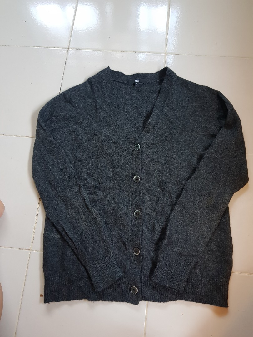 Uniqlo-cardigan, Women's Fashion, Tops, Others Tops on Carousell