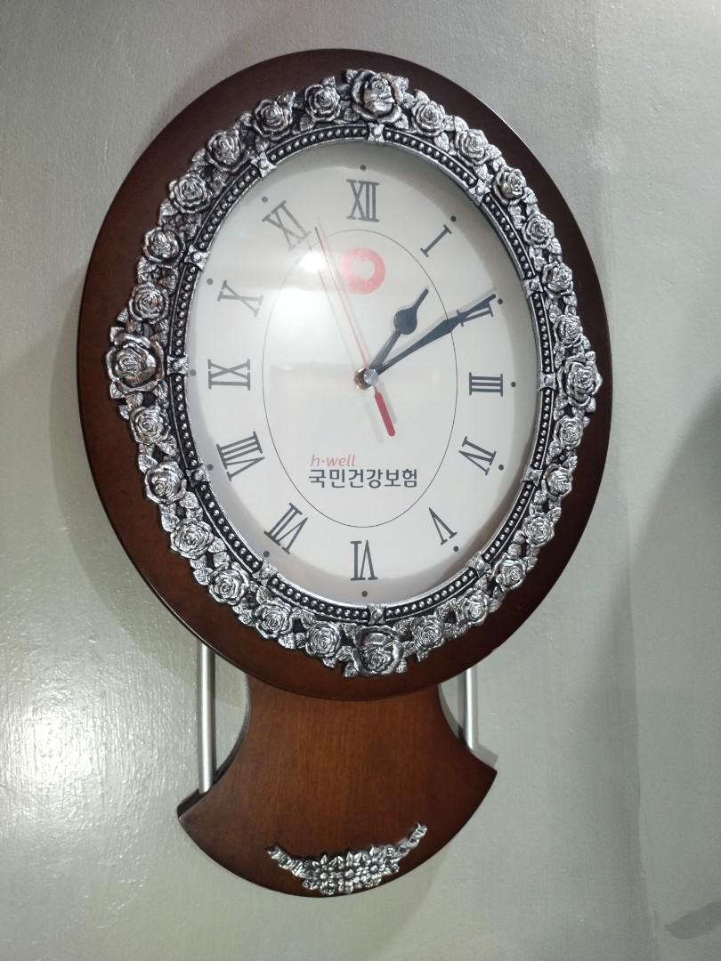 Vintage wooden hanging clock, Furniture & Home Living, Home Decor