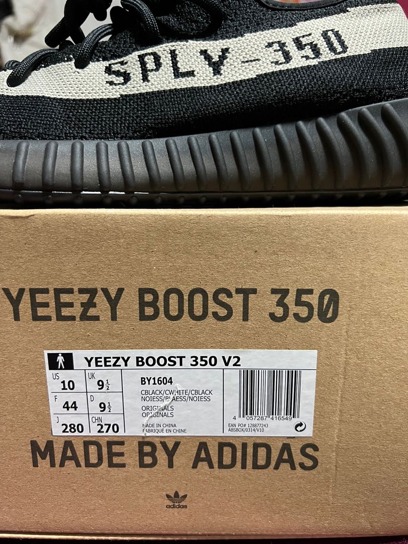 Yeezy Boost 350V2 Oreo US10 UK9.5 Men s Fashion Footwear