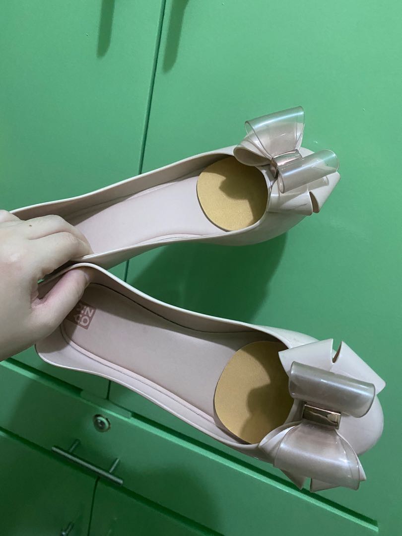 Zaxy shoes, Women's Fashion, Footwear, Flats & Sandals on Carousell