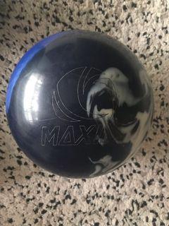 13lbs Maxim Bowling Ball