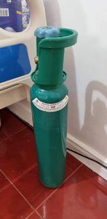 5kg medical grade oxygen tank  bought last April