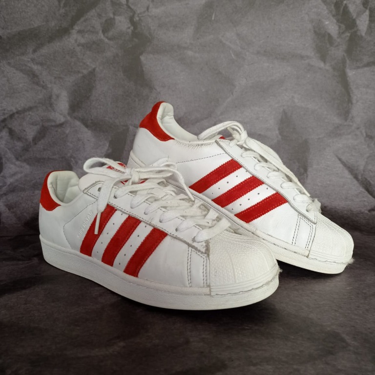 Adidas superstar EF9237 merah putih, Fesyen Pria, Sepatu , Sneakers di  Carousell