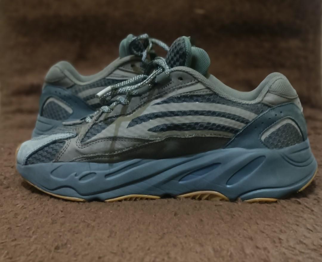 yeezy 700 ortholite