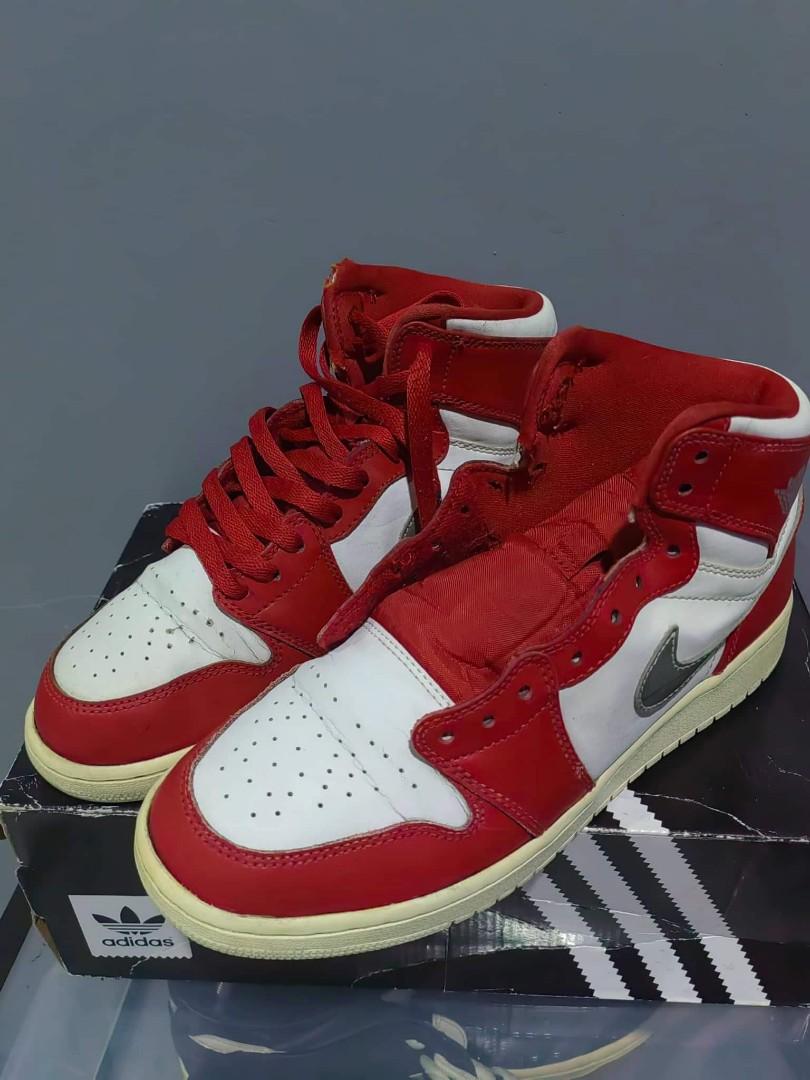 jordan retro 1 silver medal