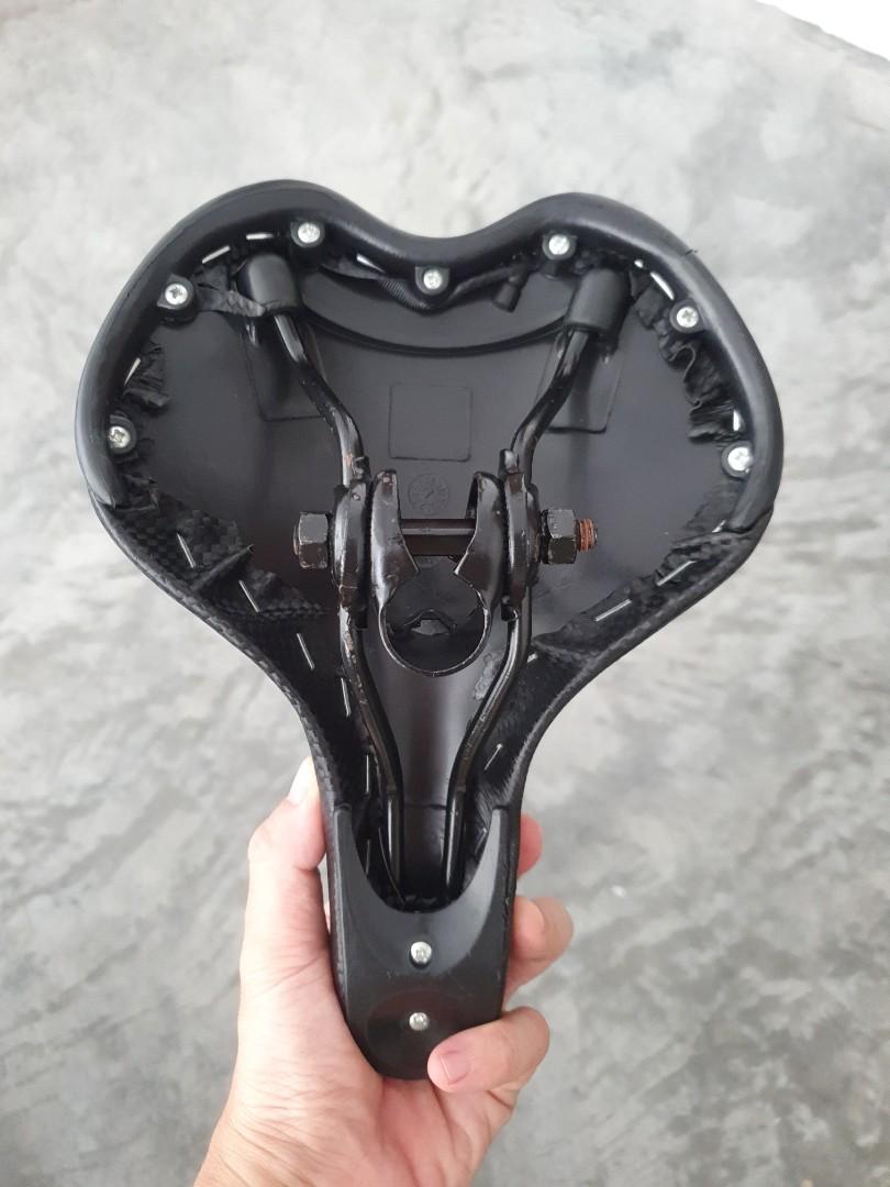 Bicycle seat, Sports Equipment, Bicycles & Parts, Parts & Accessories