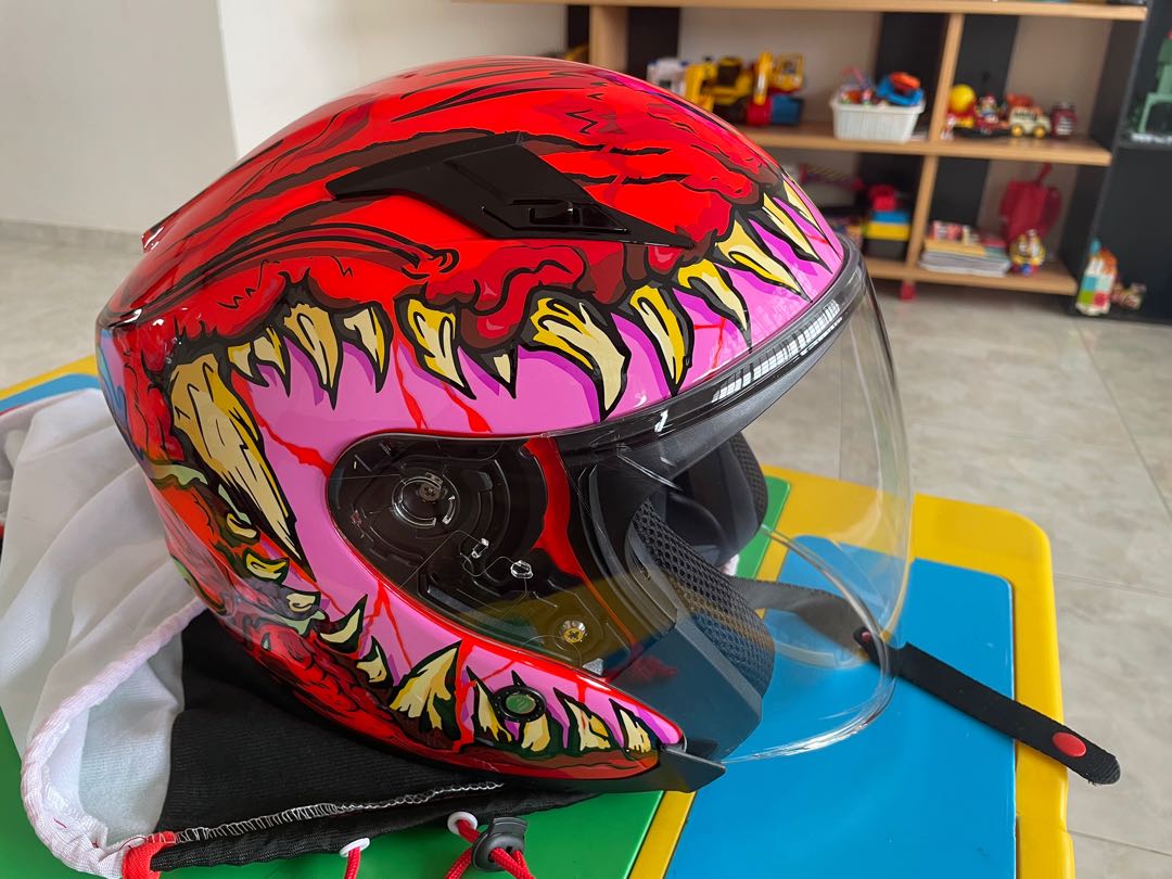 Brand new Helmet- MT, Motorcycles 