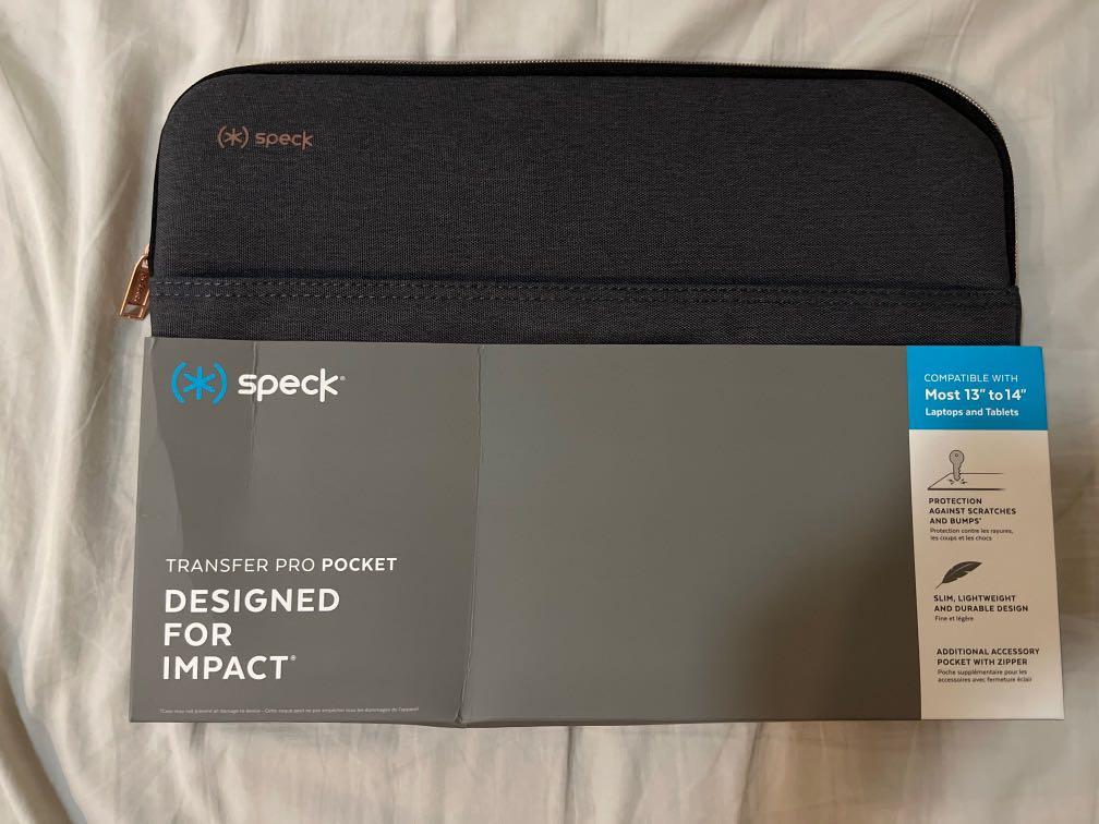 Speck 2025 laptop sleeve