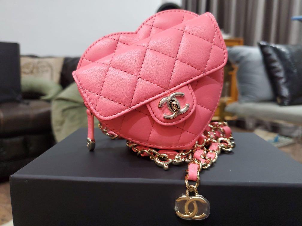 Chanel 22S Heart Bag Comparison & Review of ALL FIVE SIZES