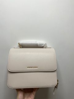 （分類：）位於 。 由 cheiil 提交（商品編號 1164461538，圖片 1）。簡介： 。