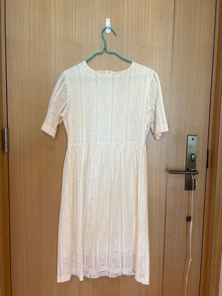 Cherry Koko 仙氣米白連身長裙 女裝 連身裙 套裝 連身裙 Carousell
