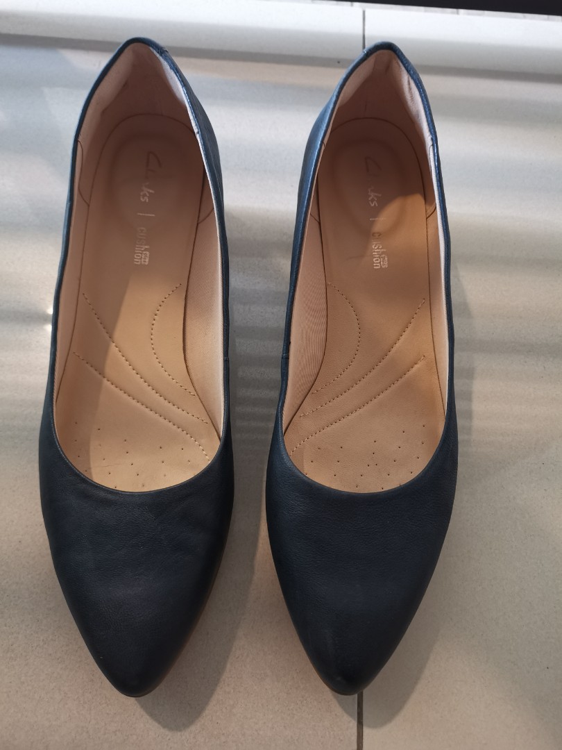 Clarks navy blue low heels, Women's 