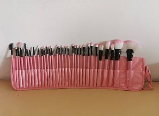 (Category: ) located in . Submitted by makeupbrushgarden (Listing ID 1164495280, Image 1). Description: .