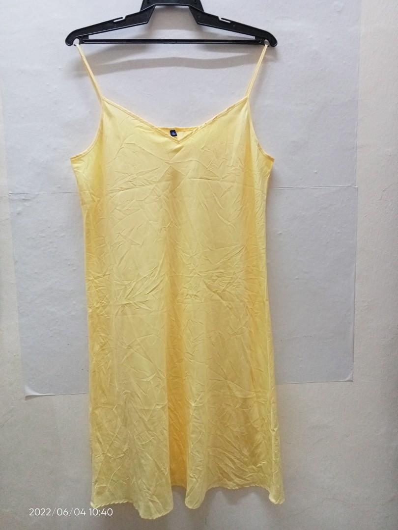 Uniqlo nightgown sale