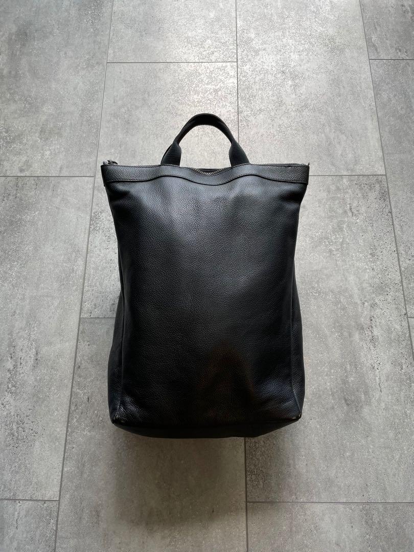 Cos grained 2025 leather backpack