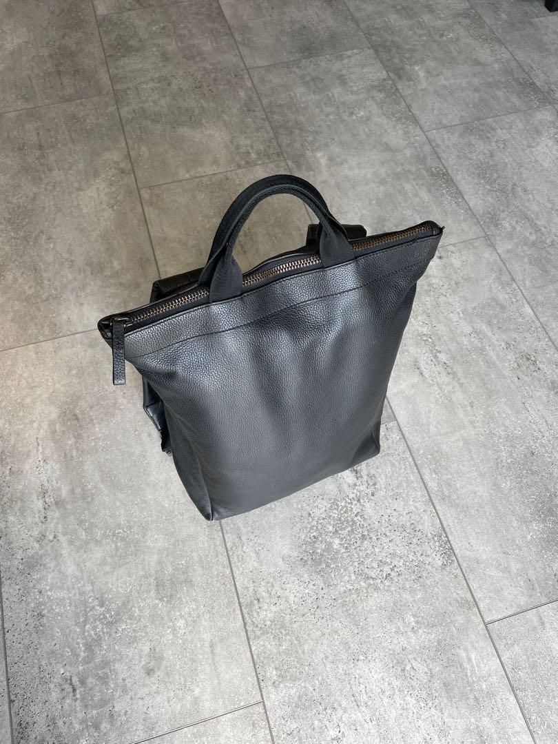 Cos grained 2025 leather backpack