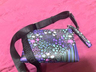 (Category: ) located in . Submitted by jiashop (Listing ID 1164567499, Image 1). Description: .