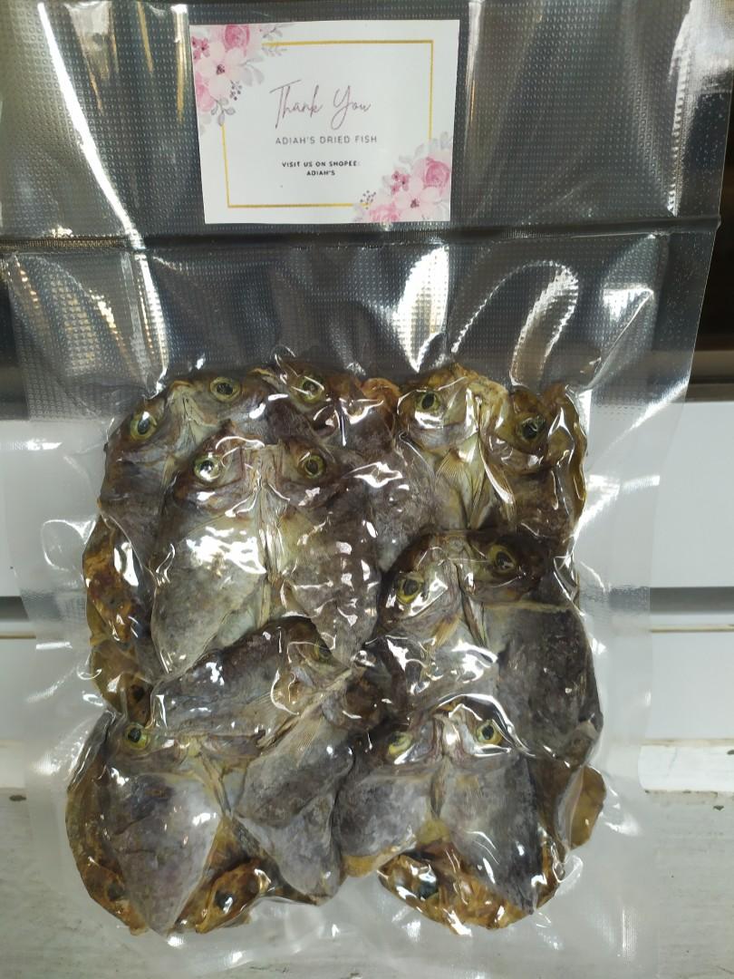 DRIED FISH (TUYO) DANGIT (Category: Other Food & Drinks) located in Lemery. Submitted by abbylita23 (Listing ID 1154366125, Image 2). Description: DRIED FISH (TUYO) BISUGO- VACUUM SEALED * Mas matagal ang shelf life * Iwas amag at moist sa loob * Walang Hassle ipack pag ipapadala abroad *Hindi na maamoy dahil sealed na sya. * 6months to 1yearang buhay lalo pag nilagay sa freezer. * freshly pack siguradong laging bago Available as 100grams- 140 pe