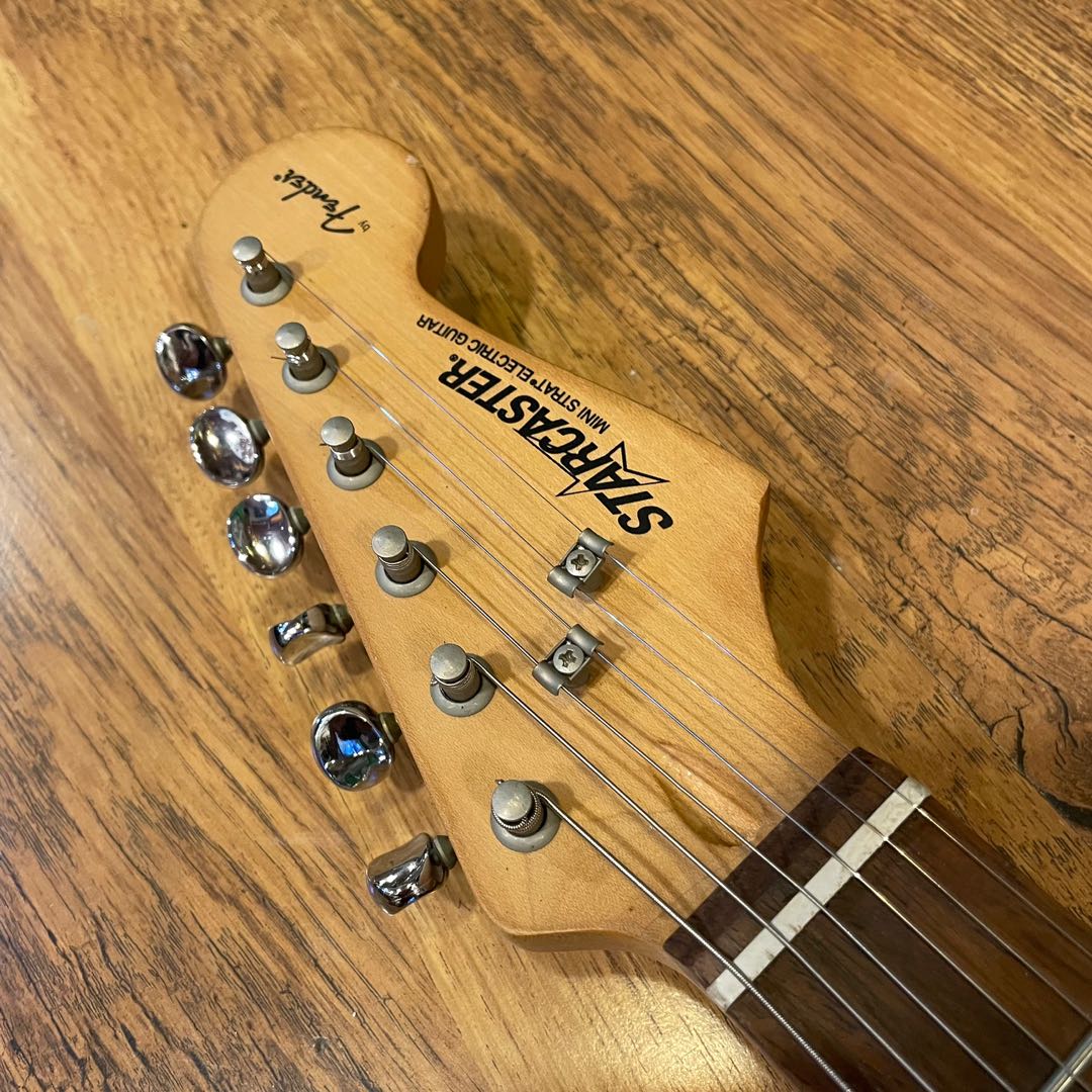 Fender Starcaster Mini Strat Hobbies Toys Music Media