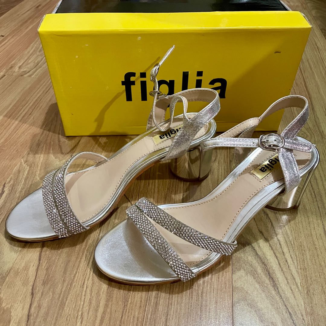Figlia Silver Heels Sandal, Women's Fashion, Footwear, Heels on Carousell