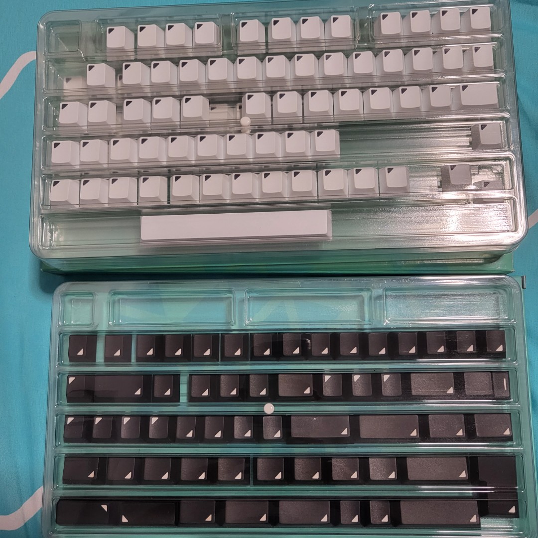 Geekark Triangle White Base & Black Mods, Computers & Tech, Parts