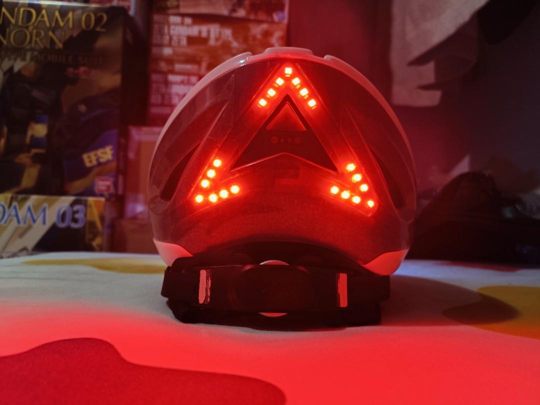 Grab Lumos Helmet, Sports Equipment, Bicycles & Parts, Parts