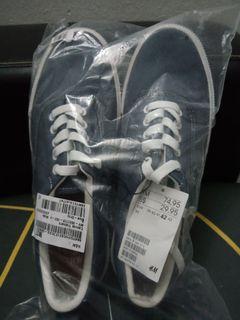 H&M Male Canvas Trainers NWT