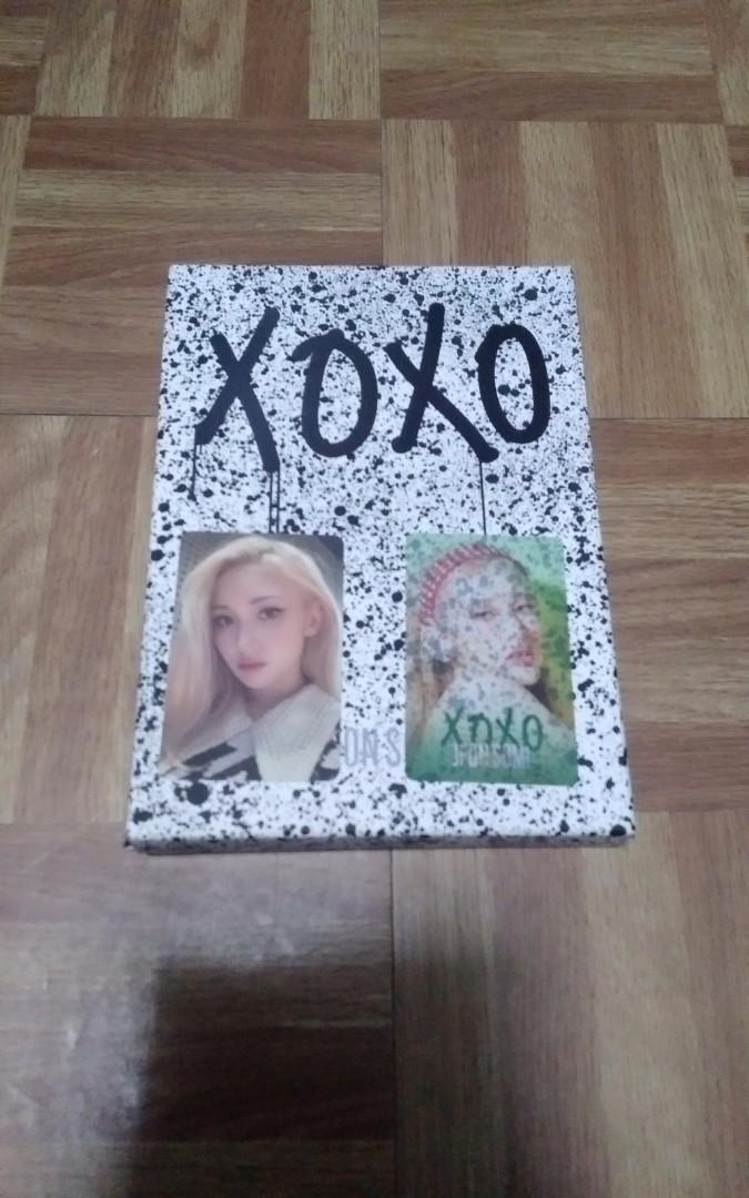 Jeon Somi XOXO Album (O Version) (Category: K-Wave Merchandise) located in Quezon City. Submitted by laz1602 (Listing ID 1164591210, Image 1). Description: For whole set - PHP 1300 For ONLY photocards - PHP 300 For set without photocards - PHP 1000 Payment Method: Gcash or Cash Delivery: Grab (or PM for suggestions) Meet-ups: Around QC and Manila Area (PM for suggestions) PM for more pictures and details.