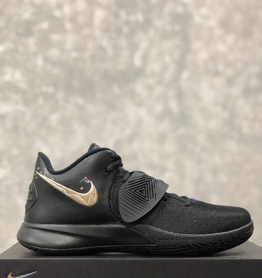 KYRIE FLYTRAP 3 BLACK METALLIC GOLD SIZE 10 AND 10.5 BNEW
