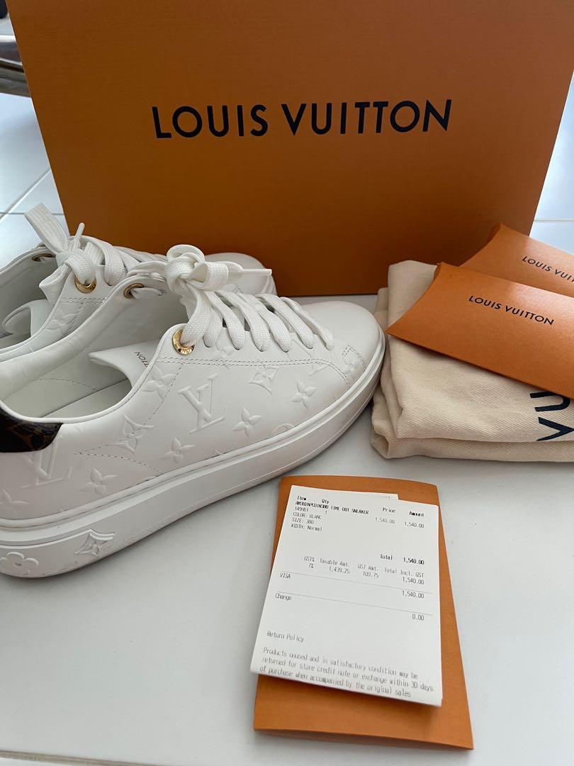Louis Vuitton No.1 Fan Page on Instagram: “White sneakers for this summer  is my thing @m0rgane_g 🧡 #louisvuitton …
