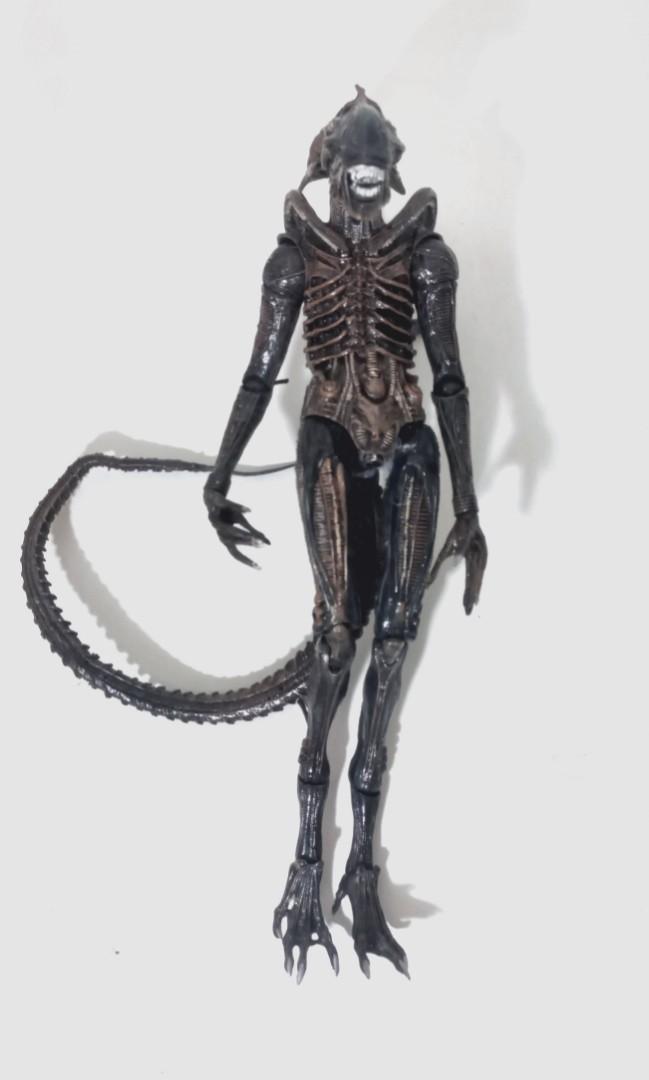 Mainan Action Figure Neca Alien 