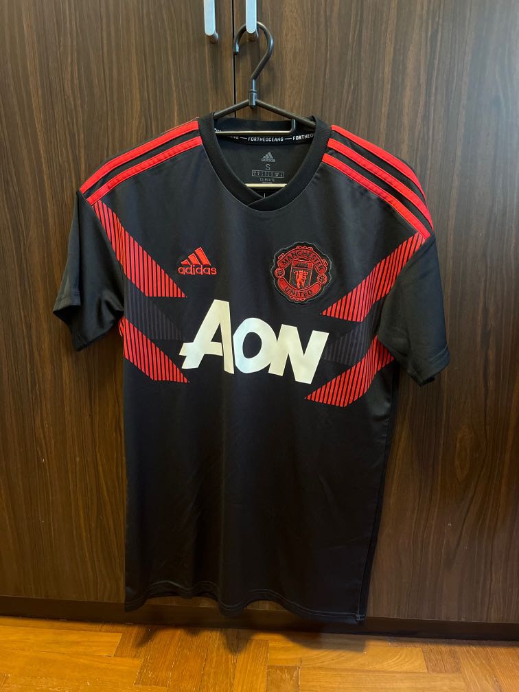 Manchester United Pre Match Shirt - Black