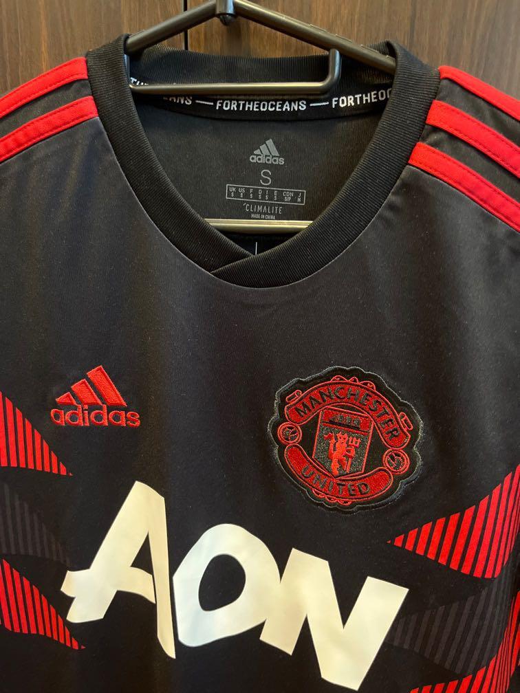 Jersey training manchester united 2018 hot sale