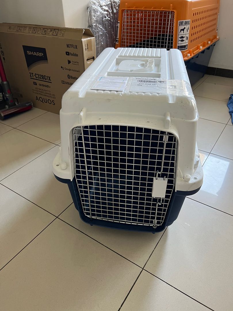 Medium Pet Kennel airline approved, Pet Supplies, Homes & Other Pet