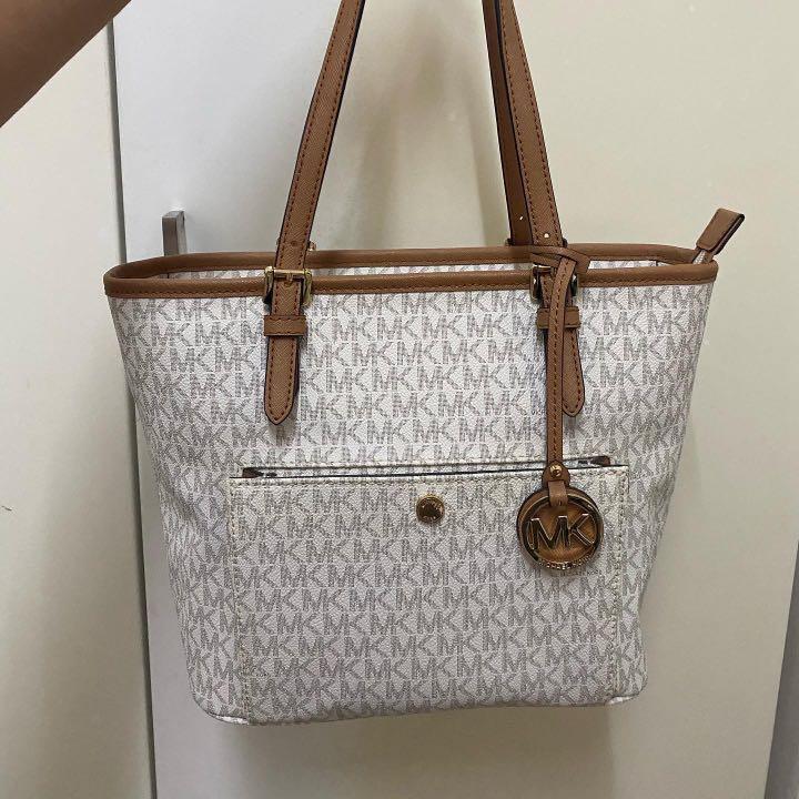 Michael Kors Tote Bag, Women's Fashion, Bags & Wallets, Shoulder Bags on  Carousell