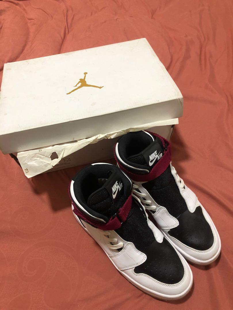 Nike Air Jordan 1 Nova XX, Fesyen Pria, Sepatu , Sneakers di Carousell