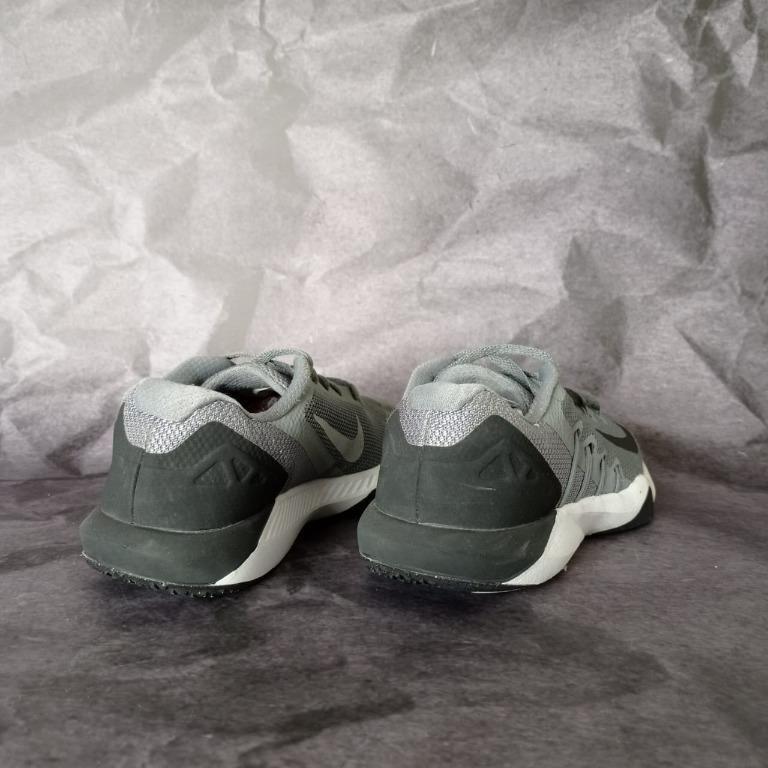 nike men's retaliation trainer 2