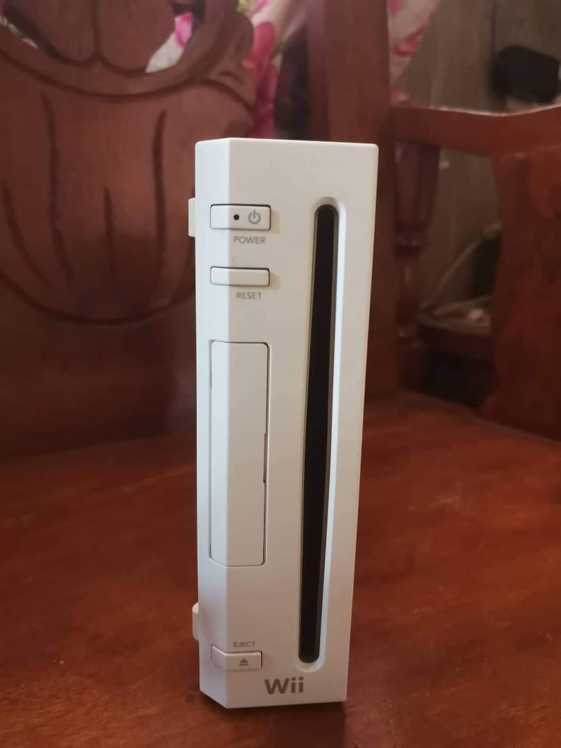  Nintendo Wii Console USA UNIT w 2 FREE Gaming CDs Video Gaming 