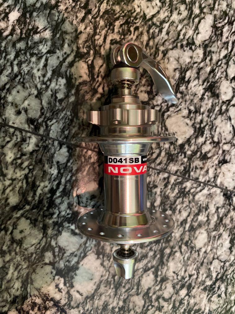 Novatec Front Hub, Sports Equipment, Bicycles & Parts, Parts