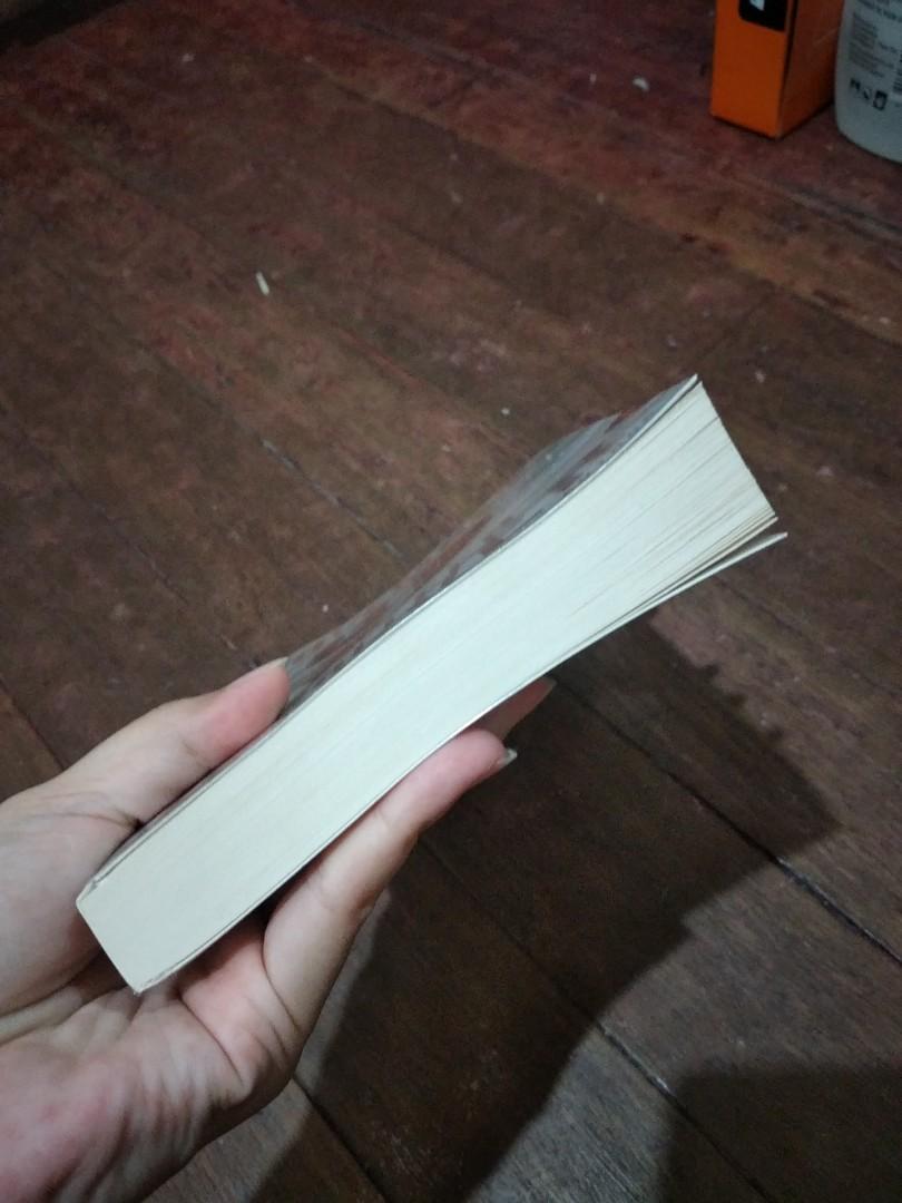 November 9 by Colleen Hoover (Category: Storybooks) located in Manila. Submitted by gabs1021 (Listing ID 1164463077, Image 3). Description: 🌸 PRE-LOVED 🌸 - wrapped in plastic cover - well maintained - no creases - has sticky notes on the side & inside - minimal highlights - few writings (used pencil so can be erased) Lmk if you need additional pics 😊 MOP: Gcash / BDO only.