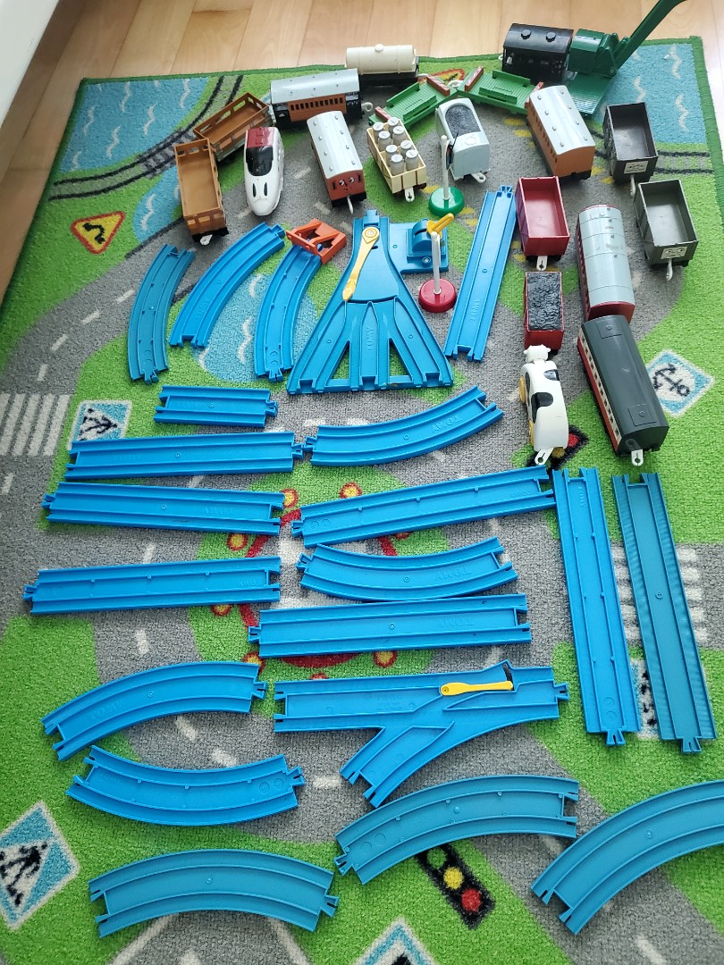 Blue tomy train top track