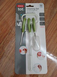 Oxo tot cleaning set
