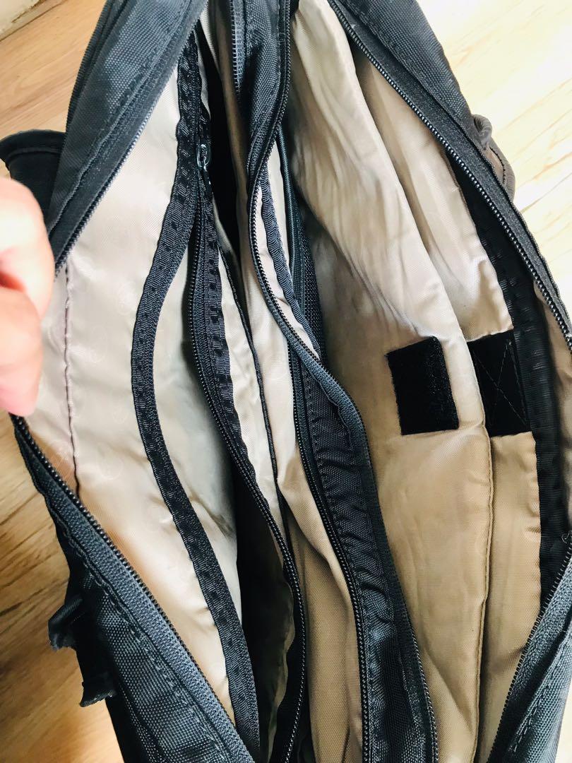 Pacsafe laptop bag (Category: Laptop Bags & Sleeves) located in Bulacan. Submitted by mermaidswimwear (Listing ID 1164507241, Image 3). Description: Plus sf.